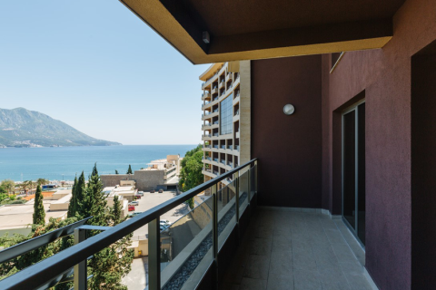 1 dormitorio Apartment en Budva, Montenegro No. 66891 8