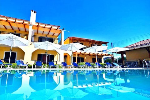 450m² Hotel in Zakynthos, Greece No. 59793 1