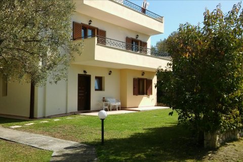 4 bedrooms House in Chalkidiki, Greece No. 58341 1