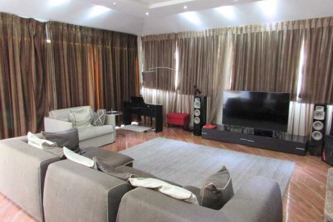 5 bedrooms House in Pyrgos, Cyprus No. 77159 14