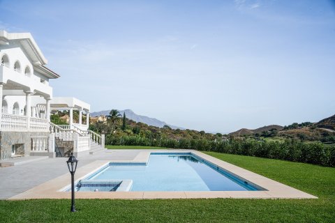 6 dormitorios Villa en Benahavís, Spain No. 27037 11