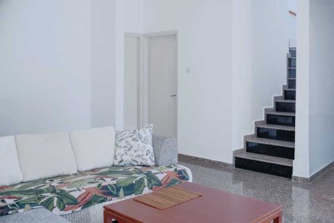 3 bedrooms House in Agios Tychonas, Cyprus No. 76773 5