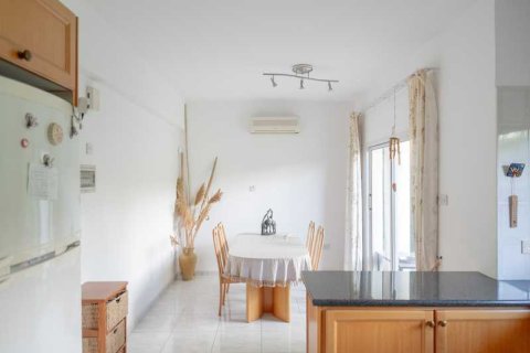 3 bedrooms House in Agios Tychonas, Cyprus No. 76773 11
