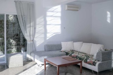 3 bedrooms House in Agios Tychonas, Cyprus No. 76773 1