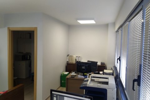 66m² Commercial property à Thessaloniki, Greece No. 56538 16