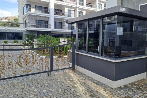 2+1 Apartment in Kargicak, Turkey No. 13902 7