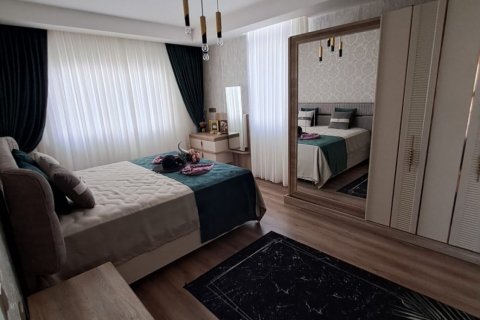 2+1 Apartment in Kargicak, Turkey No. 13902 15