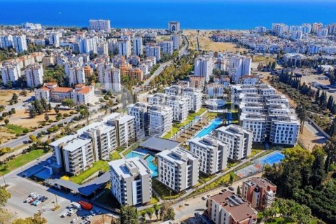 4 rooms Apartment in Konyaalti, Turkey No. 13757 1