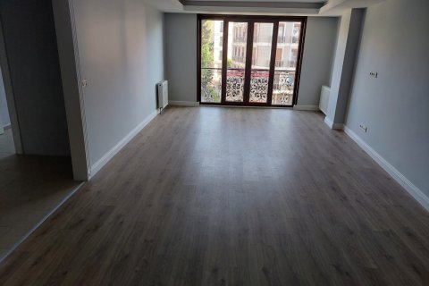 3+2 Apartment in Istanbul, Turkey No. 16370 6