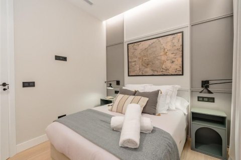 3 dormitorios Apartment en Madrid, Spain No. 27481 12