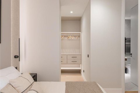 3 dormitorios Apartment en Madrid, Spain No. 27481 18