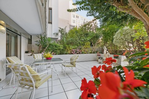 2 dormitorios Apartment en Cannes, France No. 67981 7