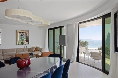 5 dormitorios Apartment en Cannes, France No. 67987 5