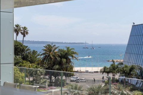 5 dormitorios Apartment en Cannes, France No. 67987 2