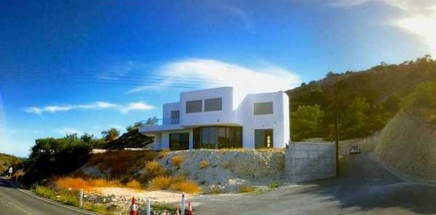 5 dormitorios House en Parekklisia, Cyprus No. 29581