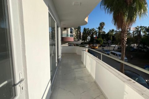 3+1 Apartment en Kestel, Turkey No. 13128 10