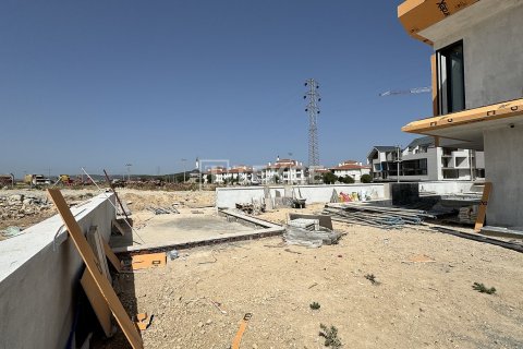 4+1 Villa in Cesme, Turkey No. 21956 18