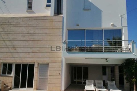 5 bedrooms Villa in Lakatamia, Cyprus No. 63125 2