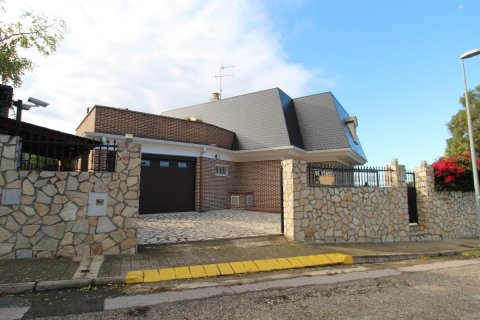 4 dormitorios Villa en Cullera, Spain No. 25112 14