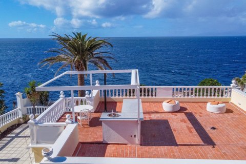 3 bedrooms Villa in Santa Cruz de Tenerife, Spain No. 26091 2