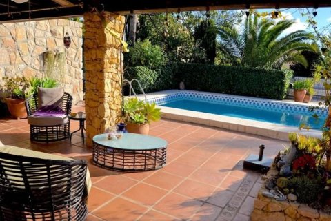 4 bedrooms Villa in La Nucia, Spain No. 26092 4