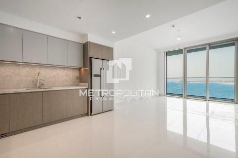 2 bedrooms Apartment in EMAAR Beachfront, UAE No. 7891 2