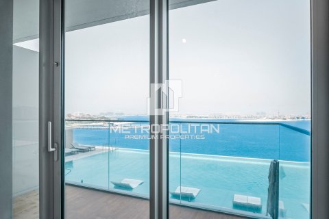 2 bedrooms Apartment in EMAAR Beachfront, UAE No. 7891 9