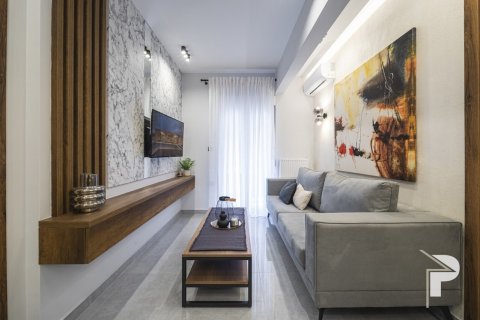 67m² Apartment en Polichni, Greece No. 55673 4