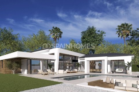 4 bedrooms Villa in Marbella, Spain No. 75795 2