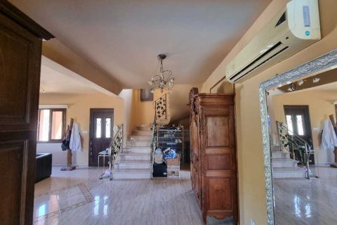 4 dormitorios Villa en Agia Marina Khrysokhous, Cyprus No. 75796 7