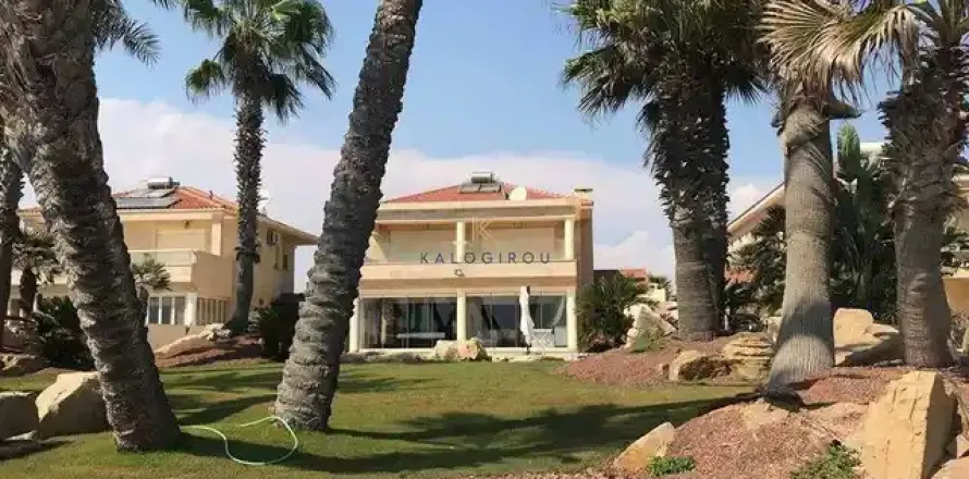 4 dormitorios House en Pervolia, Cyprus No. 29004