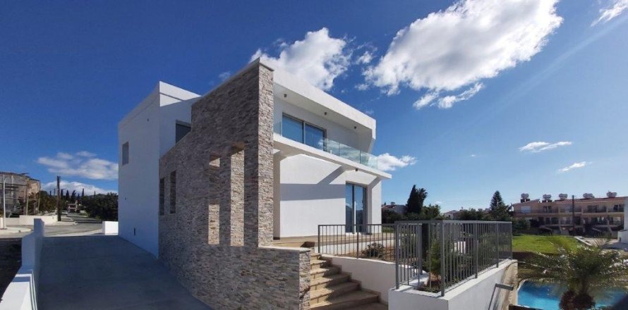 3 bedrooms Villa in Paphos, Cyprus No. 37792