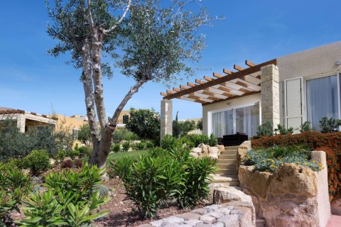 3 bedrooms Villa in Paphos, Cyprus No. 65233 6