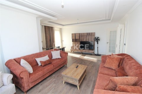 3+1 Apartment in Beylikduezue, Turkey No. 76369 11