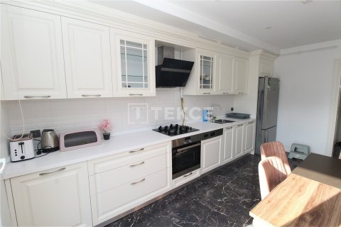 3+1 Apartment in Beylikduezue, Turkey No. 76369 10