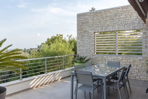 4 bedrooms Villa in Vence, France No. 76374 4