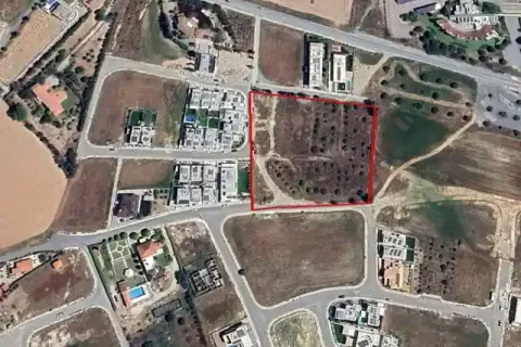 9867m² Land en Nicosia, Cyprus No. 35490 1