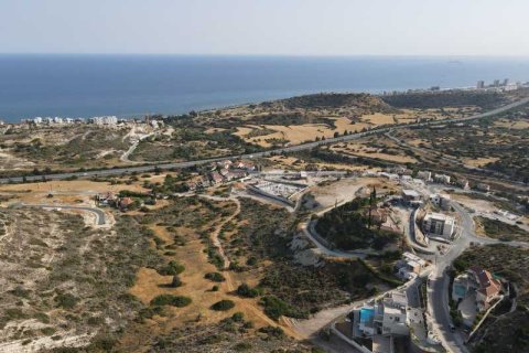 1029m² Land en Agios Tychonas, Cyprus No. 75879 3