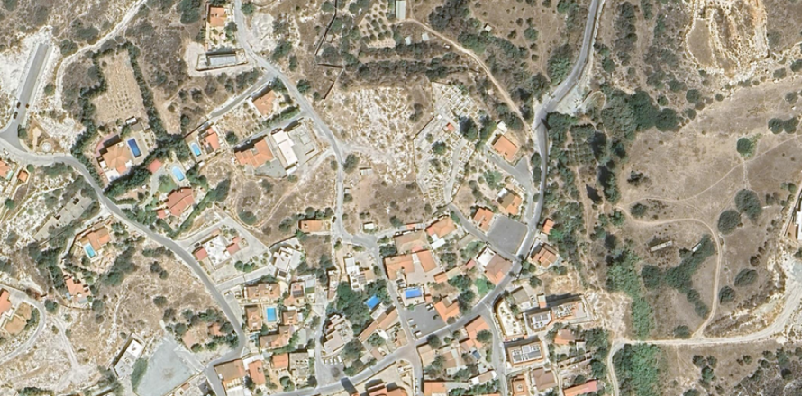 3825m² Land en Agios Tychonas, Cyprus No. 75880