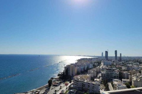 3 bedrooms Penthouse in Germasogeia, Cyprus No. 43602 8