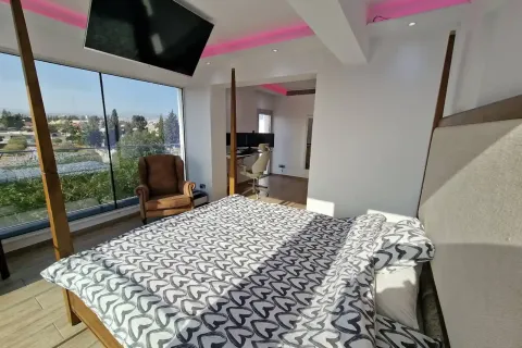 3 bedrooms Penthouse in Limassol, Cyprus No. 40414 7