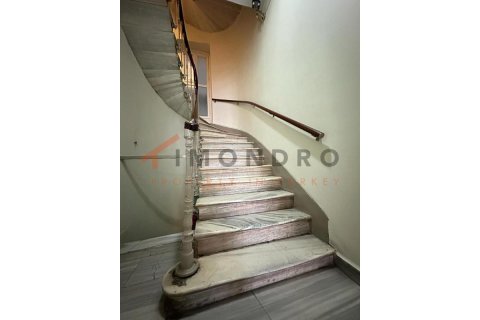 3+1 Apartment in Beyoglu, Turkey No. 21432 4