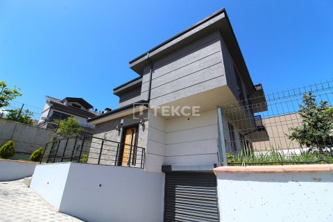 4+1 Villa in Bursa, Turkey No. 21428 4