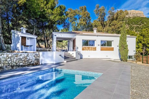 3 dormitorios Villa en Calpe, Spain No. 26345 26