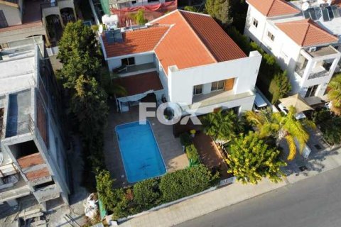 4 dormitorios Villa en Limassol, Cyprus No. 73690 1