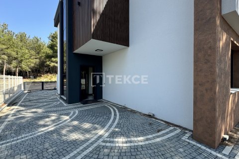 4+1 Villa en Kusadasi, Turkey No. 21749 12