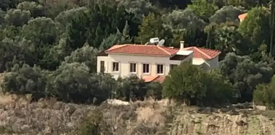 4 chambres House à Steni, Cyprus No. 29463