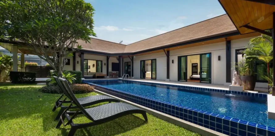 4 bedrooms Villa in Phuket, Thailand No. 2711