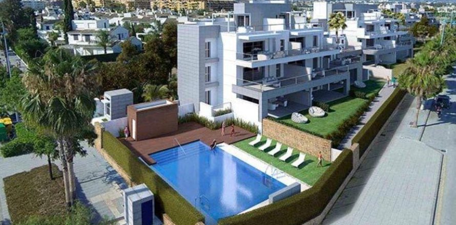 3 bedrooms Apartment in Cortes (San Pedro De Alcantara), Spain No. 27349