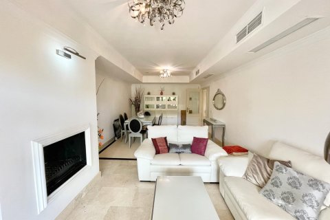 2 bedrooms Apartment in Marbella, Spain No. 27350 4